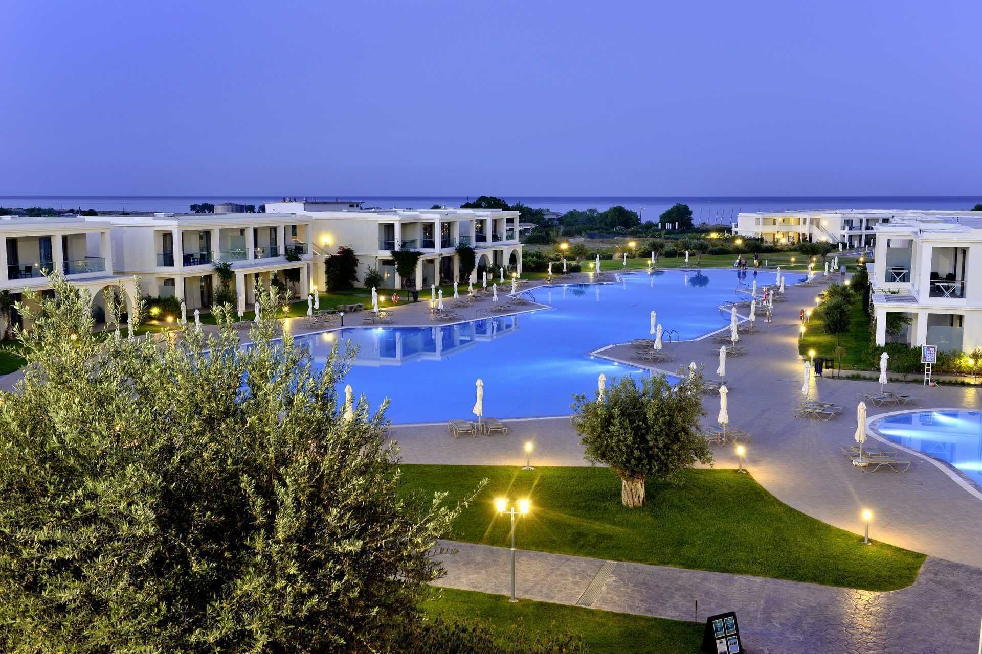 Indoor pool, 6 outdoor pools