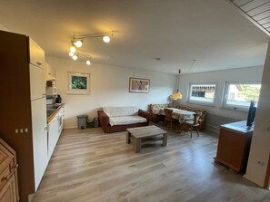 TV - Apartment approx. 53 m² with Terrace (Niedereschach)