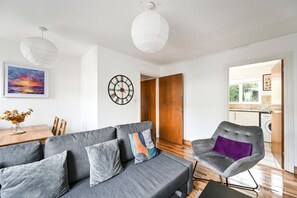 Living area - GuestReady - Relaxing Haven in Docklands (London)