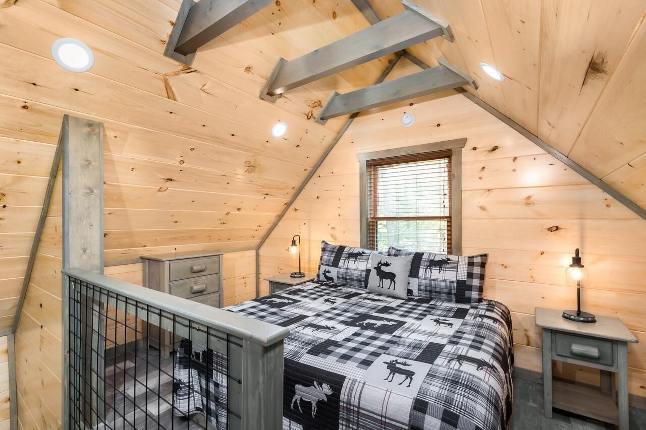Hus, 1 kingsize-seng med sovesofa (Lakeside Rendezvous)
