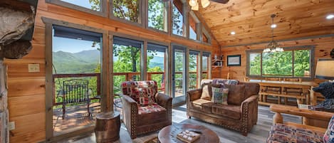 Maison, Plusieurs lits (Black Bear Lookout) | Aire de séjour