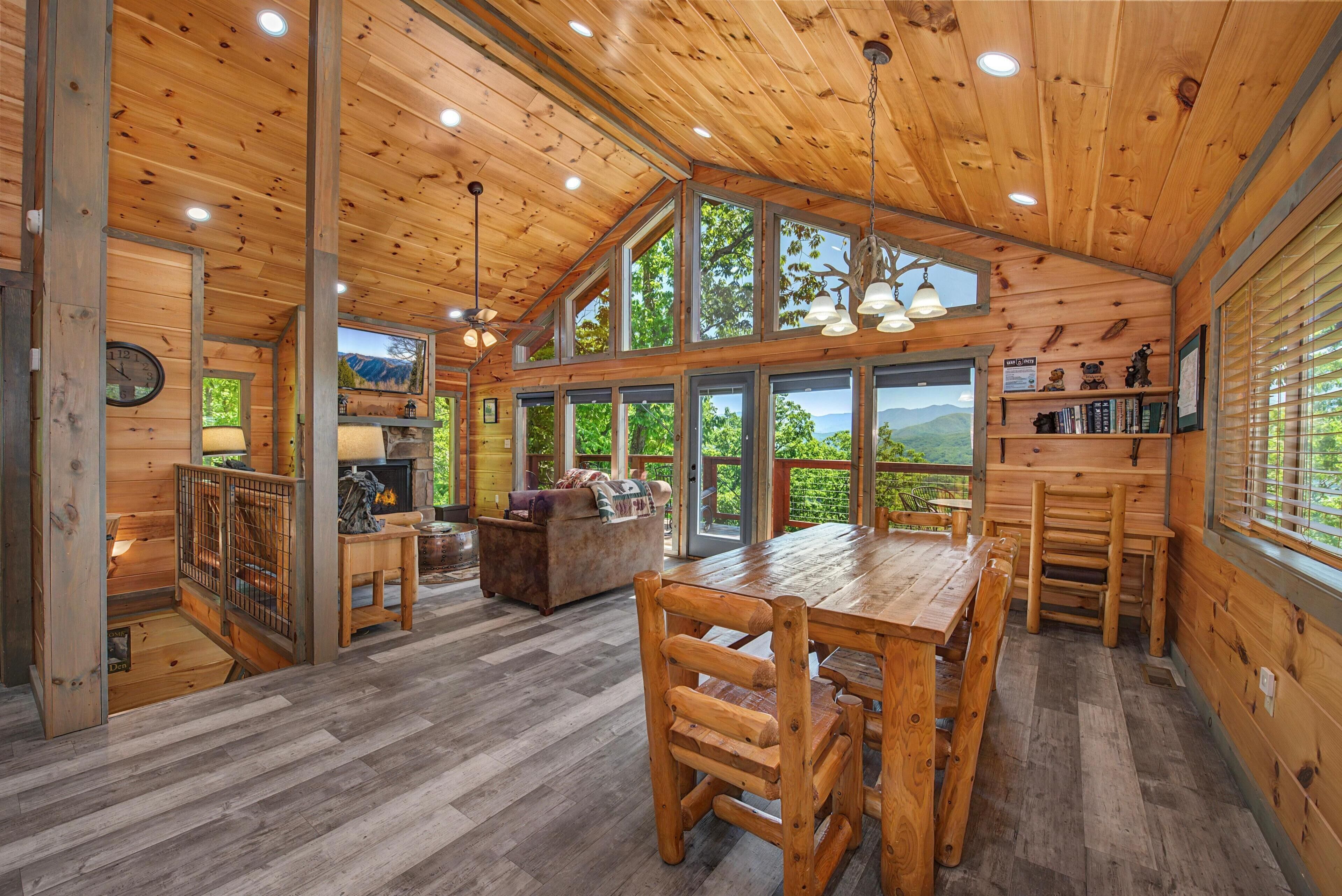 House, Multiple Beds (Black Bear Lookout) | Interior