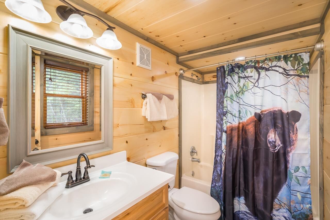 Hus, flere senger (Greenbriar Getaway) | Bad