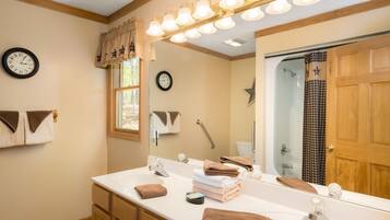 Maison, plusieurs lits (A Heavenly View) | Salle de bain