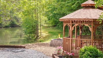 Casa, varias camas (Trail's End) | Jardines del alojamiento
