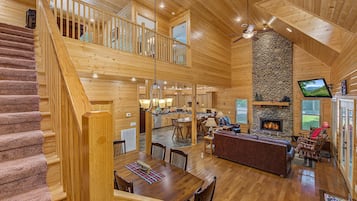 House, Multiple Beds (Cork's Creekside) | Interior