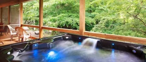 House, Multiple Beds (Cork's Creekside) | Outdoor spa tub