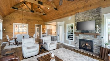 House, Multiple Beds (Just Perfect) | Living area