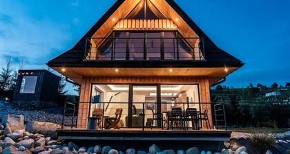 Holiday home with sauna and mountain view
