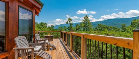 House, Multiple Beds (Pinnacle View Lodge) | Terrace/patio