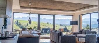 Villa vacacional con sauna y vistas a la montaña