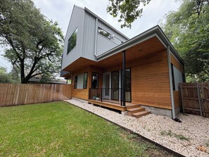 Exterior - New Home Near South Congress and Downtown with Patio and Huge Backyard (Austin)