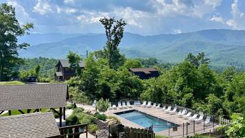 House, Multiple Beds (Southern Skies) | Pool