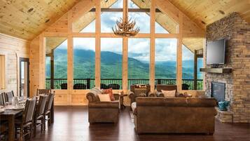 House, Multiple Beds (Southern Skies) | Living area