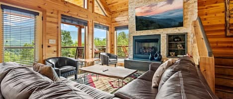 House, Multiple Beds (Tennessee Roots) | Living area