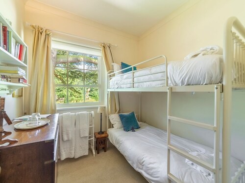 Inglethorpe Hall - Nine Bedroom Villa, Sleeps 20