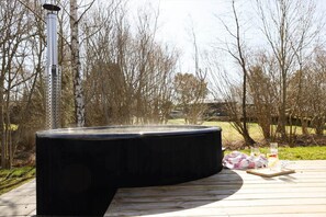 Bañera de hidromasaje exterior