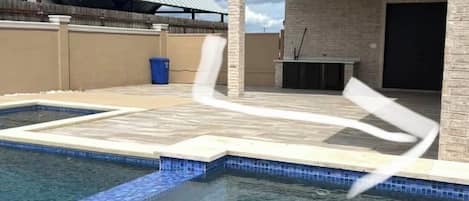 Utomhuspool