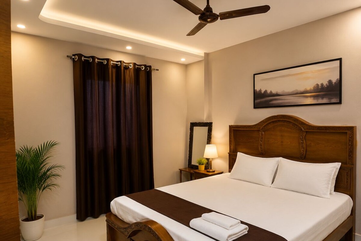 Family Apartment, Hill View | Premium bedding, WiFi (free), bed sheets