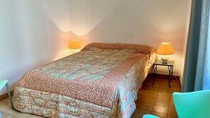 Room - Vrbo Property (Brusque)