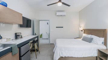 Habitación Deluxe | Espacio para trabajar con laptop y wifi gratis