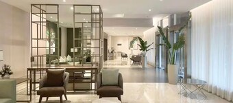 Dreamy Luxury Suite in City Center | Partial Sea View | 5★ Hotel Vibes