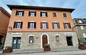Exterior - Vrbo Property (San Benedetto Val di Sambro)