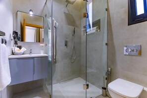 Deluxe Suite | Bathroom - Villa Zahi (Tameslouht)
