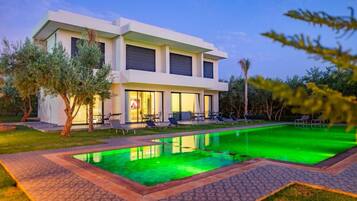 Piscine couverte
