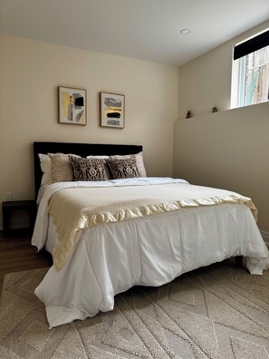 2 chambres, fer et planche à repasser, Wi-Fi gratuit, draps fournis