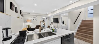 Cozy Modern Walkerville
Basement Apartment
