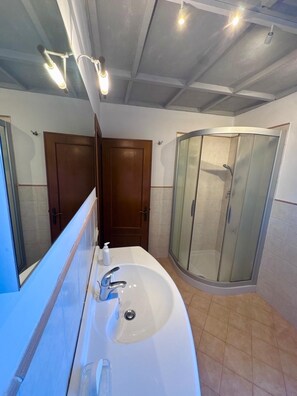 Dusche, Bidet