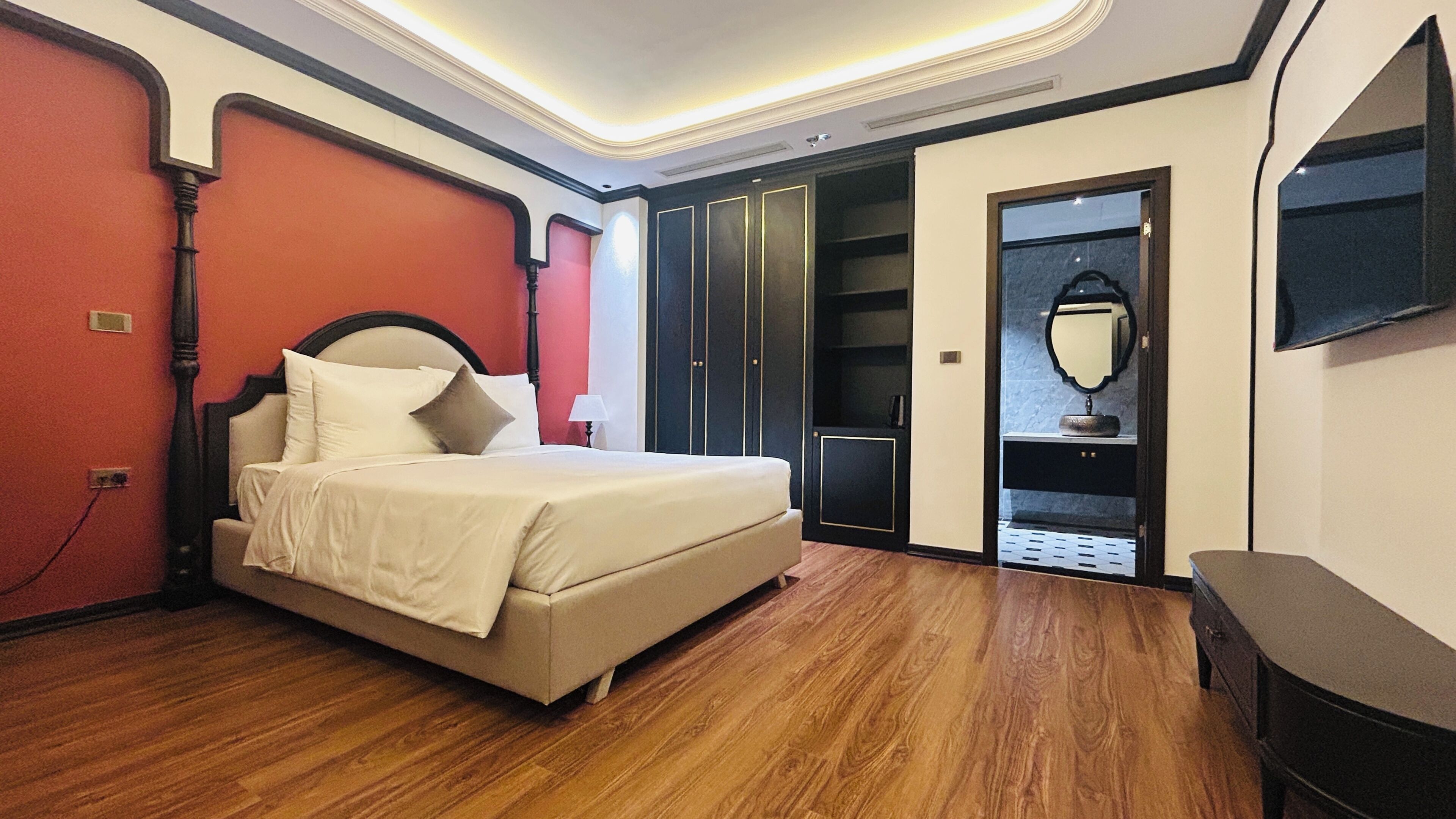Kamar Double Klasik | Meja kerja, ruang kerja ramah laptop, dan Wi-Fi gratis