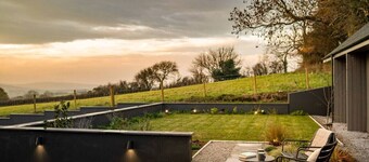 Luxury retreat near the coast | Sleeping 10 guests