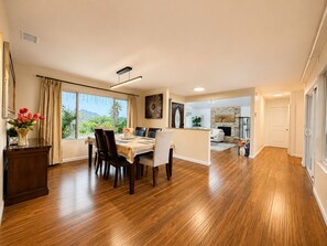 Dining - Luxury Estate w/ Resort Pool & Spa (Escondido)