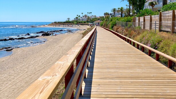 Beach - W12 Andalusian style villa with sea views (Mijas Costa)