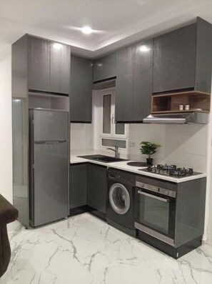 Private kitchen - Vrbo Property (Houmt Souk)