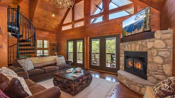 Casa, varias camas (The Buckhorn) | Área de sala de estar