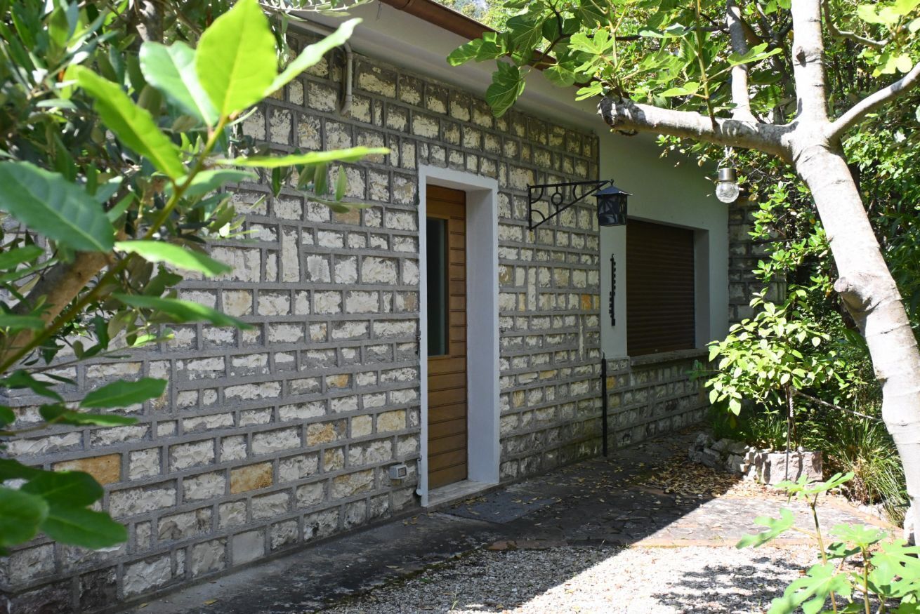 Dettaglio esterni