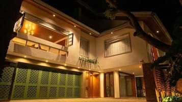 Deluxe Double Room, Balcony, Garden View | Exterior