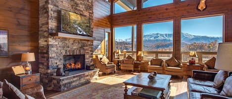 House, Multiple Beds (Majestic Overlook) | Living area