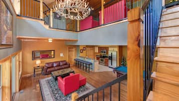 Hus - flere senge (Golden Oak Lodge) | Opholdsområde