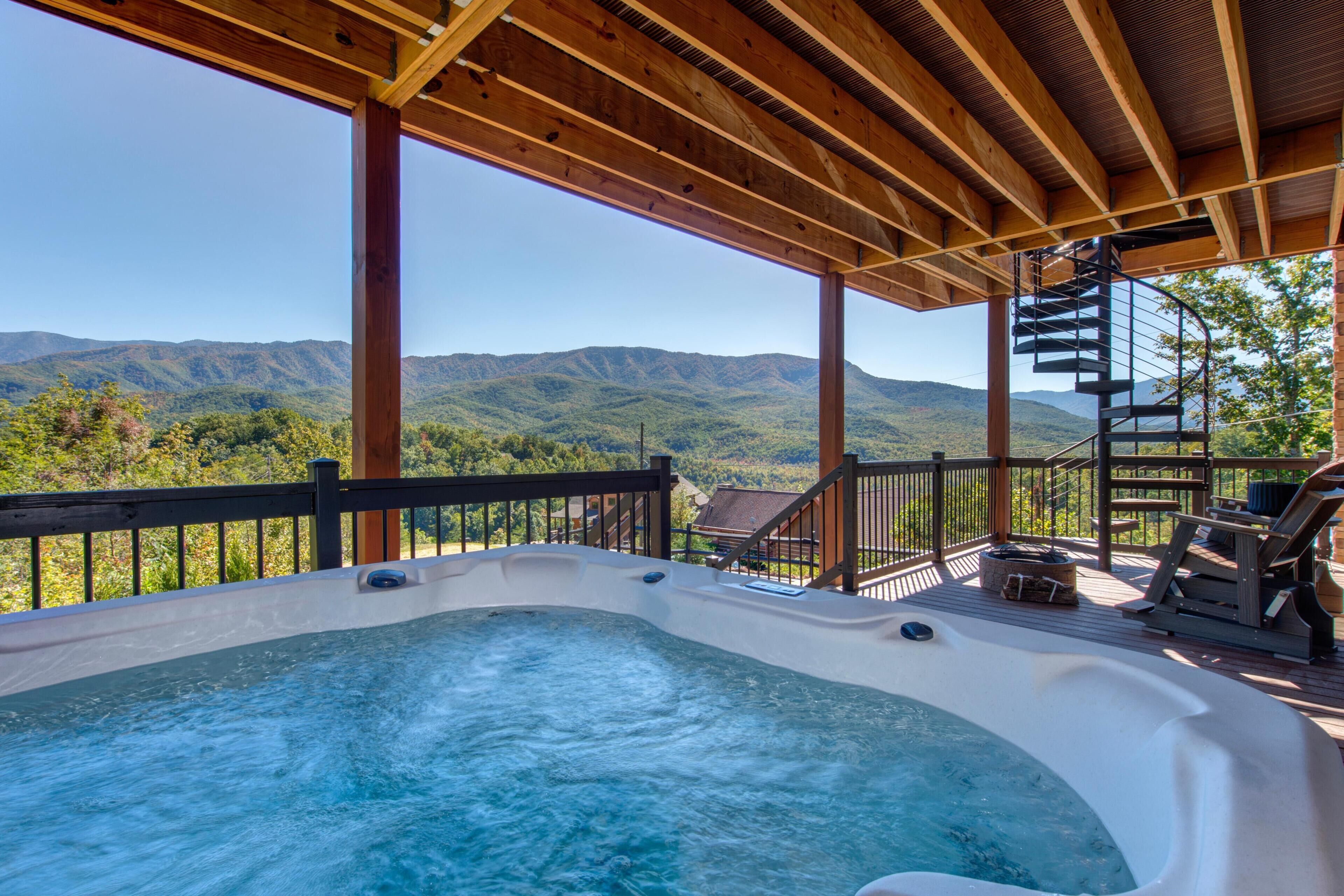 Outdoor spa tub