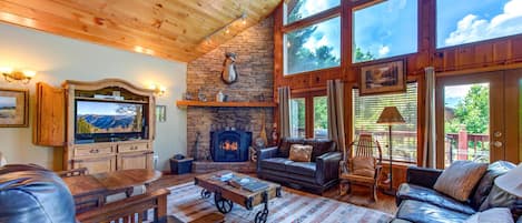 House, Multiple Beds (A Mountain Dream) | Living area