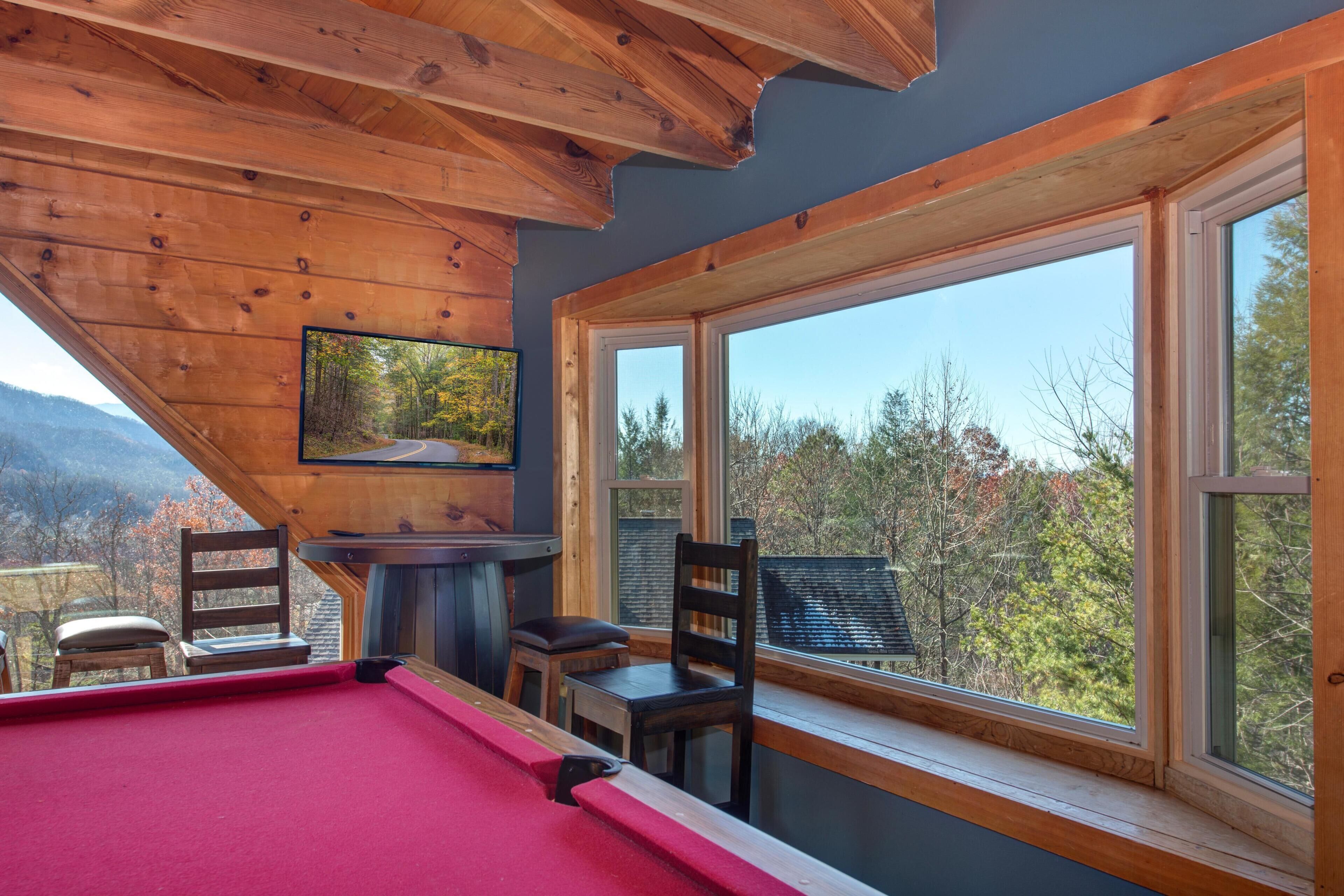 House, Multiple Beds (Honey Bear) | Interior