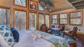 House, Multiple Beds (Cricket Hollow Lodge) | 3 bedrooms
