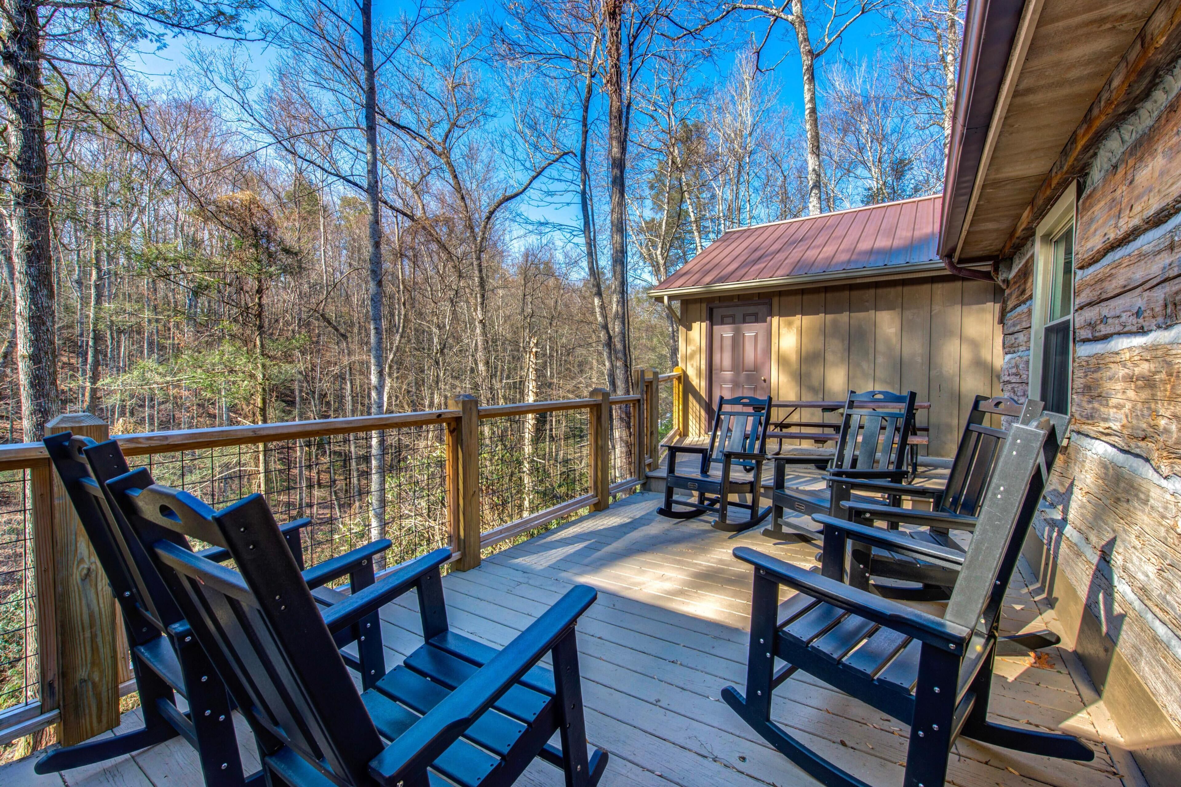 House, Multiple Beds (Cricket Hollow Lodge) | Terrace/patio