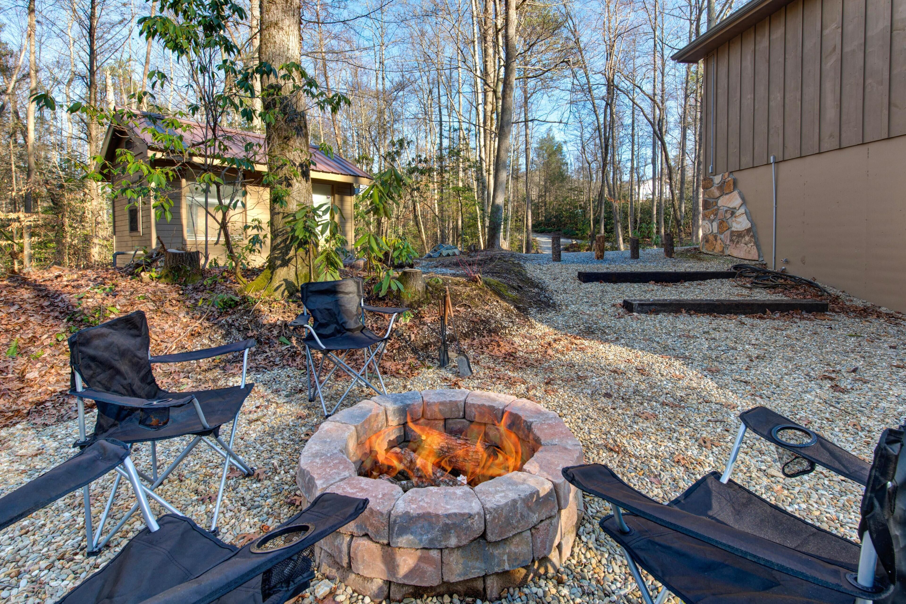 House, Multiple Beds (Cricket Hollow Lodge) | Property grounds