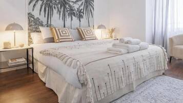 Apartamento, sacada, vista para a cidade | Ferros/tábuas de passar roupa, Wi-Fi de cortesia
