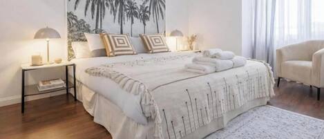 Apartment, Balcony, City View | Iron/ironing board, free WiFi